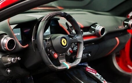 Ferrari 812, 2021 год, 49 900 000 рублей, 11 фотография