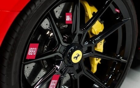 Ferrari 812, 2021 год, 49 900 000 рублей, 6 фотография