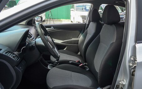 Hyundai Solaris II рестайлинг, 2014 год, 865 000 рублей, 10 фотография