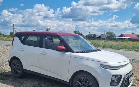 KIA Soul III, 2020 год, 1 400 000 рублей, 2 фотография