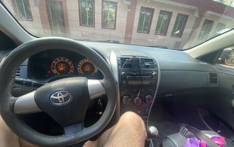 Toyota Corolla, 2010 год, 900 000 рублей, 7 фотография
