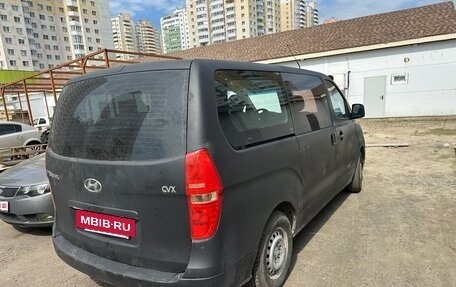 Hyundai Grand Starex Grand Starex I рестайлинг 2, 2008 год, 750 000 рублей, 3 фотография
