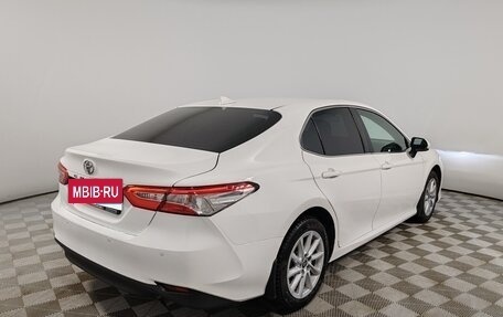 Toyota Camry, 2021 год, 2 380 000 рублей, 3 фотография