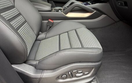 Porsche Cayenne III, 2025 год, 16 900 000 рублей, 19 фотография