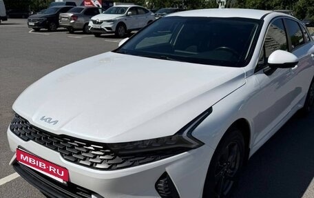 KIA K5, 2022 год, 1 900 000 рублей, 18 фотография