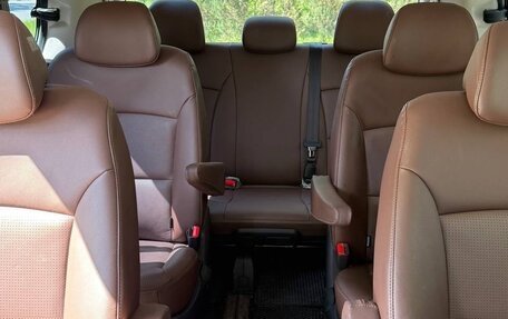 Hyundai Grand Starex Grand Starex I рестайлинг 2, 2020 год, 3 700 000 рублей, 9 фотография