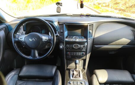 Infiniti FX II, 2010 год, 2 090 000 рублей, 21 фотография