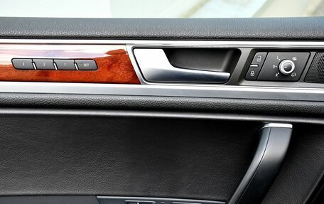 Volkswagen Touareg III, 2015 год, 2 890 000 рублей, 10 фотография