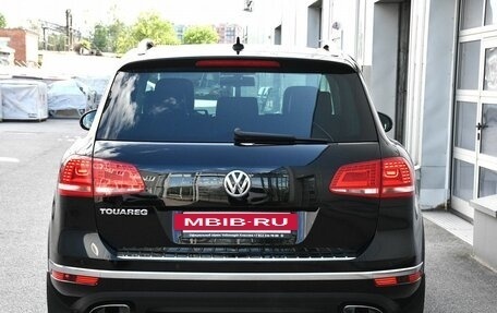 Volkswagen Touareg III, 2015 год, 2 890 000 рублей, 20 фотография