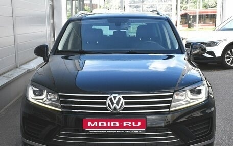 Volkswagen Touareg III, 2015 год, 2 890 000 рублей, 21 фотография