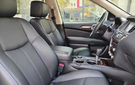 Nissan Pathfinder, 2015 год, 2 180 000 рублей, 9 фотография