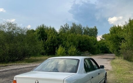 BMW 5 серия, 1994 год, 699 000 рублей, 3 фотография