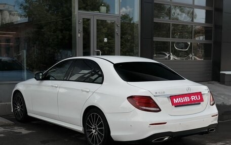 Mercedes-Benz E-Класс, 2017 год, 3 255 000 рублей, 6 фотография