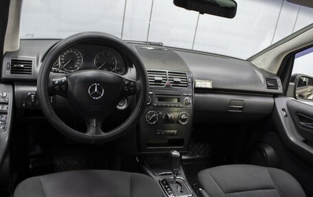 Mercedes-Benz A-Класс, 2012 год, 990 000 рублей, 6 фотография