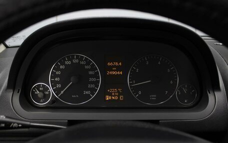 Mercedes-Benz A-Класс, 2012 год, 990 000 рублей, 13 фотография