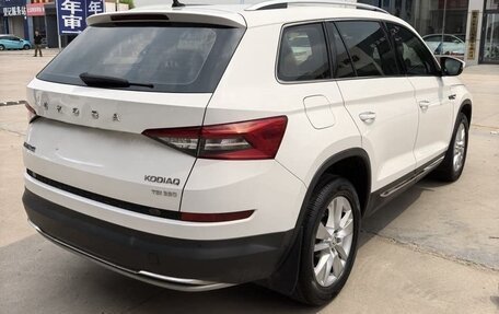 Skoda Kodiaq I, 2021 год, 2 658 998 рублей, 2 фотография