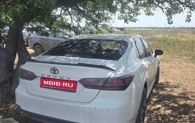 Toyota Camry, 2018 год, 1 950 000 рублей, 1 фотография