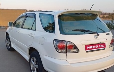 Toyota Harrier, 2001 год, 895 000 рублей, 1 фотография