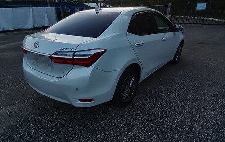 Toyota Corolla, 2018 год, 2 050 000 рублей, 5 фотография