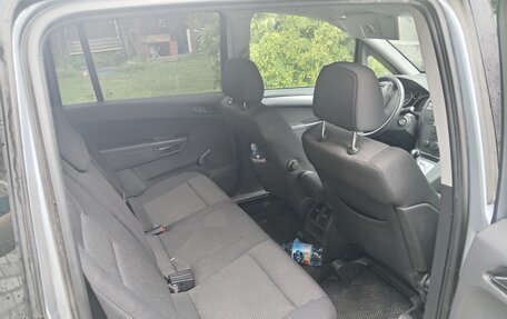 Opel Zafira B, 2006 год, 440 000 рублей, 2 фотография
