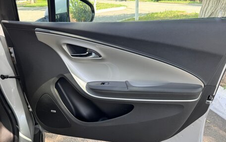 Chevrolet Volt I, 2013 год, 1 170 000 рублей, 16 фотография