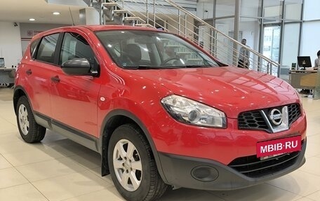 Nissan Qashqai, 2010 год, 750 000 рублей, 3 фотография