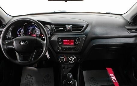 KIA Rio III рестайлинг, 2013 год, 645 000 рублей, 13 фотография