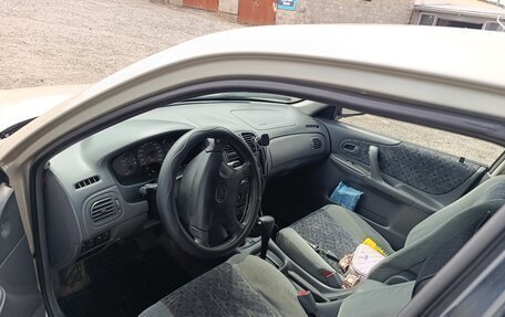 Mazda 323, 1999 год, 370 000 рублей, 6 фотография