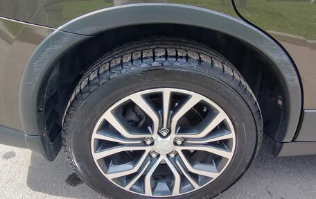 Mitsubishi Outlander III рестайлинг 3, 2017 год, 1 700 000 рублей, 12 фотография