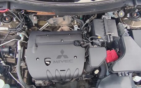Mitsubishi Outlander III рестайлинг 3, 2017 год, 1 700 000 рублей, 19 фотография