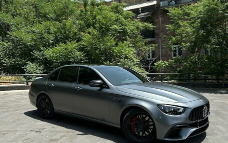 Mercedes-Benz E-Класс AMG, 2021 год, 7 500 000 рублей, 3 фотография