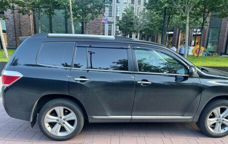Toyota Highlander III, 2010 год, 2 100 000 рублей, 4 фотография