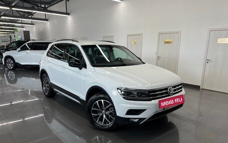 Volkswagen Tiguan II, 2018 год, 2 645 000 рублей, 7 фотография