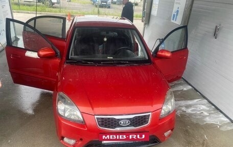 KIA Rio II, 2011 год, 640 000 рублей, 2 фотография