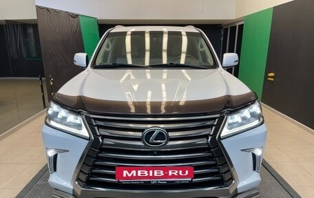 Lexus LX III, 2017 год, 6 500 000 рублей, 2 фотография