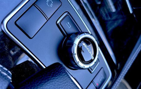 Mercedes-Benz CLS, 2011 год, 2 690 000 рублей, 21 фотография