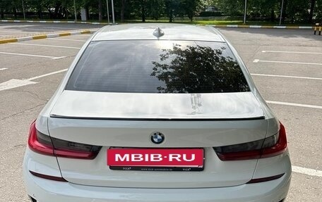 BMW 3 серия, 2019 год, 4 600 000 рублей, 2 фотография