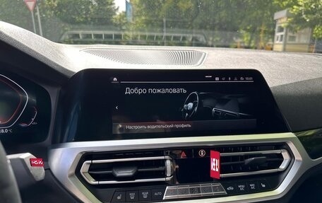 BMW 3 серия, 2019 год, 4 600 000 рублей, 26 фотография