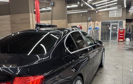 BMW 5 серия, 2014 год, 1 750 000 рублей, 8 фотография