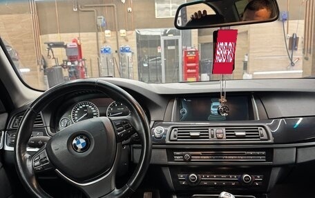 BMW 5 серия, 2014 год, 1 750 000 рублей, 15 фотография