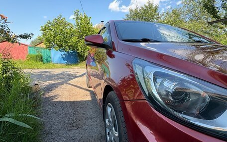 Hyundai Solaris II рестайлинг, 2011 год, 650 000 рублей, 23 фотография
