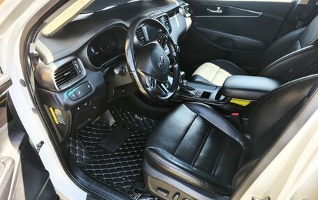 KIA Sorento III Prime рестайлинг, 2018 год, 2 000 000 рублей, 8 фотография