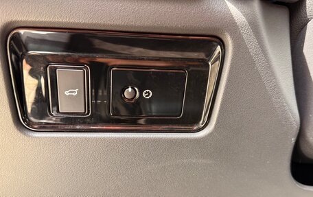 Jaguar F-Pace, 2018 год, 3 280 000 рублей, 16 фотография