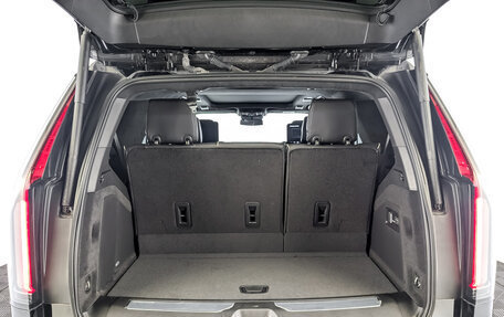 Cadillac Escalade V, 2023 год, 16 718 775 рублей, 8 фотография