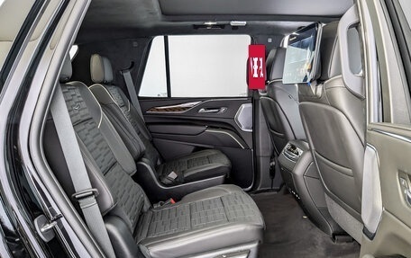 Cadillac Escalade V, 2023 год, 16 718 775 рублей, 12 фотография