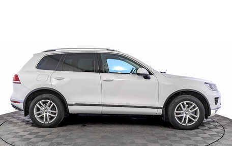 Volkswagen Touareg III, 2016 год, 2 700 000 рублей, 4 фотография