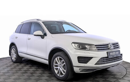 Volkswagen Touareg III, 2016 год, 2 700 000 рублей, 3 фотография