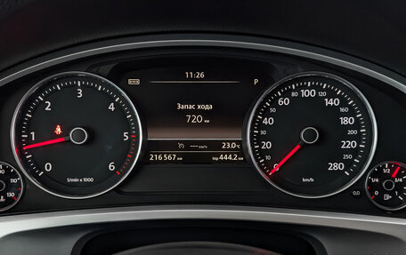 Volkswagen Touareg III, 2016 год, 2 700 000 рублей, 16 фотография