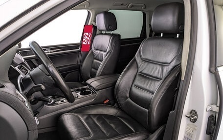 Volkswagen Touareg III, 2016 год, 2 700 000 рублей, 20 фотография