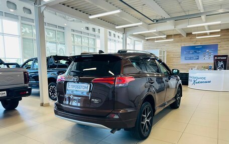 Toyota RAV4, 2017 год, 2 479 000 рублей, 6 фотография